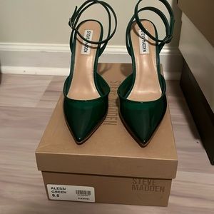 Steve Madden clear green pump heel